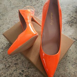 Sz 9 Elisabet Tang heels